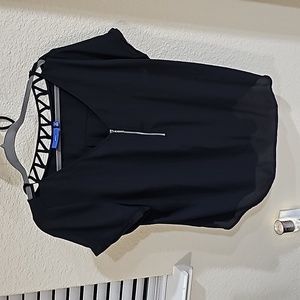 Apt 9 black top 1X